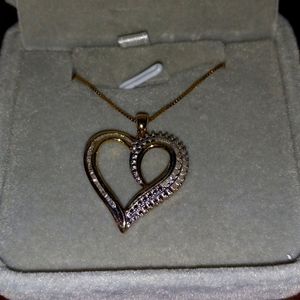 Beautiful Heart Necklace 😍